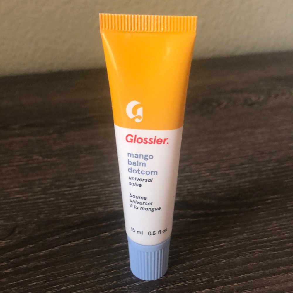 ❤️$12 NWT Glossier Mango Balm Dotcom Universal Salve